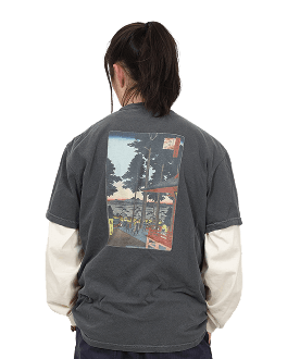 Dark grey t-shirt from behind